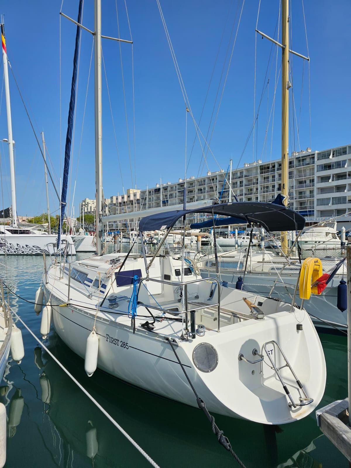 Voilier au port